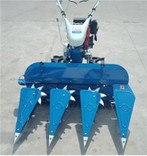 Multifunktsionaalne niidumasin